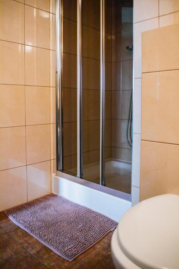 Apartamenty Madzia วีสวา ภายนอก รูปภาพ